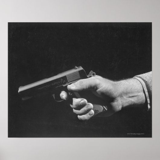 Man Holding Pistool Poster (Voorkant)