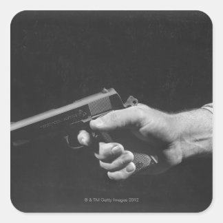 Man Holding Pistool Vierkante Sticker