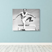 Man Hurdling Canvas Afdruk (Insitu (Houten vloer))