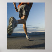 Man in de loopbaan van het atletisch vistuig poster (Voorkant)