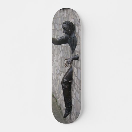 Man in Paris Skateboard (Voorkant)
