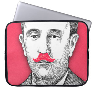 man met grappige roze snor laptop sleeve
