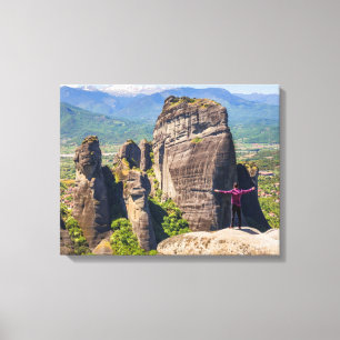 Man op de bergtop canvas afdruk