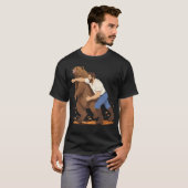 Man Punching Beer Funny Wilderness T-shirt (Voorkant volledig)