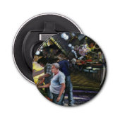 Man van Koophandel, Jeruzalem Button Flesopener (Voorkant)