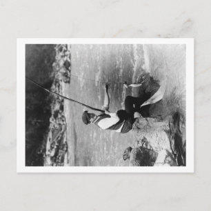 Man Vist en Lands Twee Vissen bij één Fotograp Briefkaart