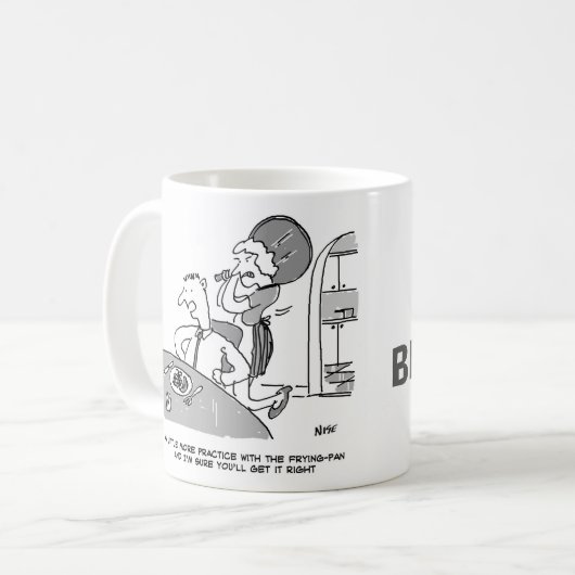 Man zegt dat vrouw meer oefening koken nodig heeft koffiemok (Voorkant links)