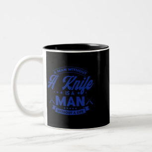 Man zonder mesmes maken smid mes fo tweekleurige koffiemok