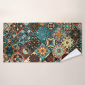 Mandala à fleurs ethniques sans couture motif. M c (Serviette de bain)