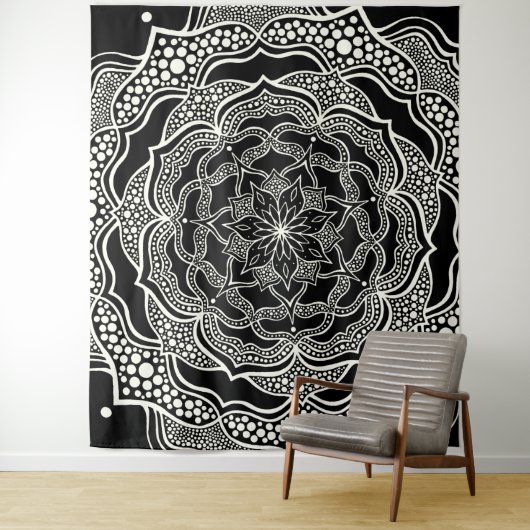 Mandala Art Boho Chic Elegant Black White Trippy Wandkleed (In situ)