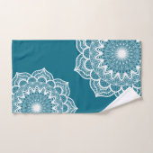 Mandala blanc sur fond bleu (Serviette à main)