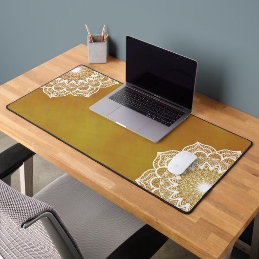 Mandala blanc sur fond doré (Bureau 2)