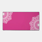 Mandala blanc sur fond rose (Recto)