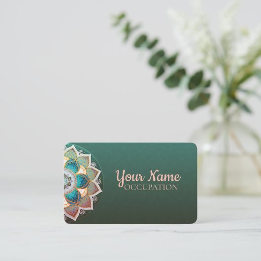 Mandala - Carte de visite (Debout devant)