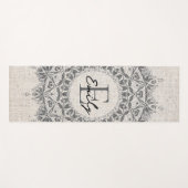Mandala naam monogram monochroom lichtgrijs yogamat (Voorkant (horizontaal))