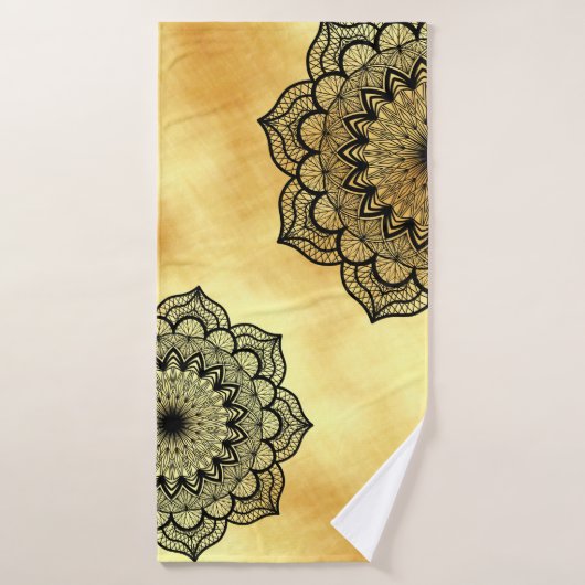 Mandala noir sur fond or doux (Serviette de bain)