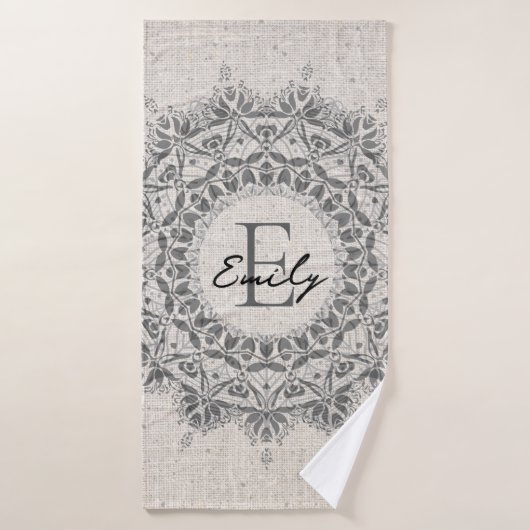 Mandala Nom Monogramme gris clair monochrome (Serviette de bain)