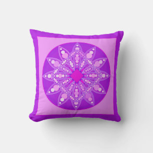 Mandala patroon in viool, orchidee en roze kussen