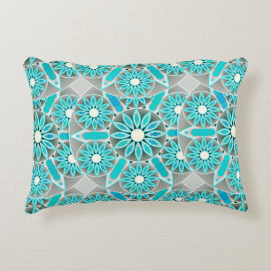 Mandala patroon, turquoise, zilvergrijs en wit accent kussen