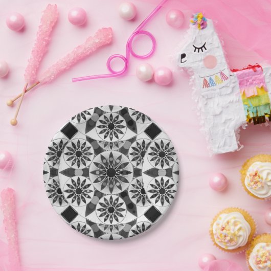 Mandala patroon, zwart, wit en grijs / grijs papieren bordje (Feest)