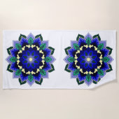 Mandala Pattern 02 in donkerblauw Strandlaken (Voorkant)