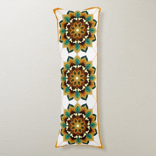 Mandala Pattern 02 in geel & tan Body Cushion Lichaamskussen (Voorkant Verticaal)