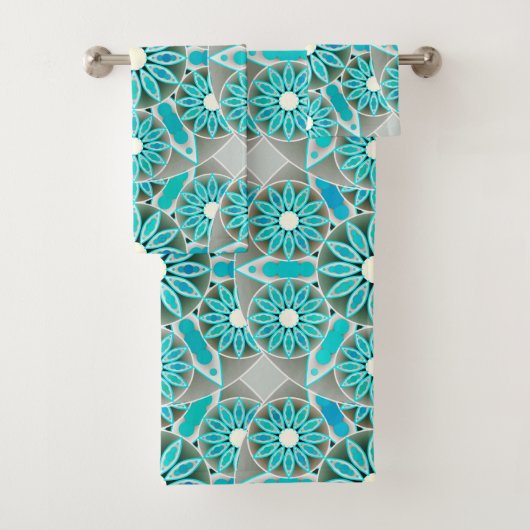 Mandala Pattern, Turquoise, Silver Grey en White Bad Handdoek (Insitu)