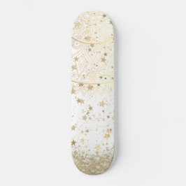 Mandala scannen met gouden sterren op wit skateboard