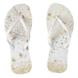 Mandala scannen met gouden sterren op wit teenslippers