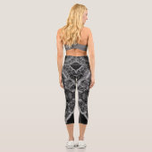 Mandala Style noir et blanc Capri Leggings (Verso)