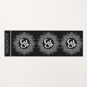 Mandala Zwart Wit OM Symbool Naam Gepersonaliseerd Yogamat (Voorkant (horizontaal))