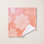 Mandalas blancs sur arrière - plan de marbre coral (Gant de toilette)