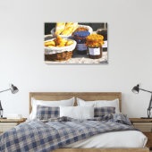 mandje met croissants en chocoladebrood. canvas afdruk (Insitu (Slaapkamer))
