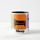 Mangez la tasse du football de sommeil (Centre)