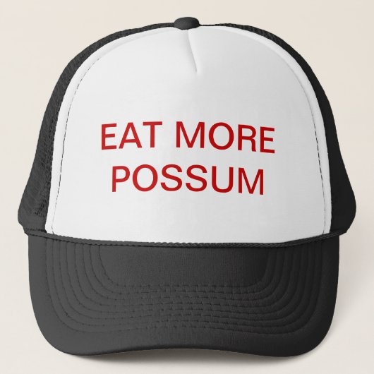 Mangez plus de casquette de camionneur d'opossum (Devant)