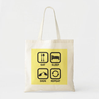 Mangez. Sommeil. Signe. Répétition. Sac