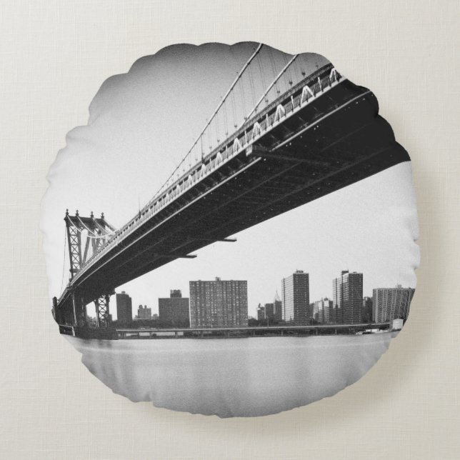 Manhattan Bridge and skyline, New York, VS. Rond Kussen (Voorkant)