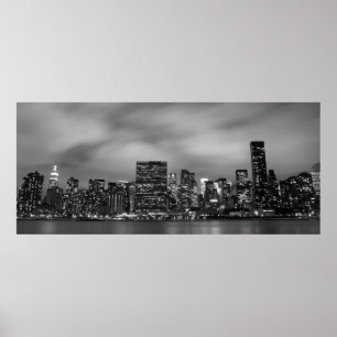 Manhattan Skyline bij nacht Poster