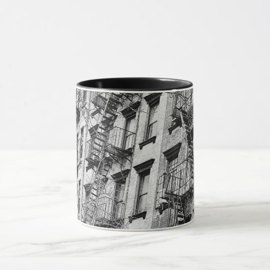 Manhattan tenement fire ontsnapt aan combo-mok mok (Midden)