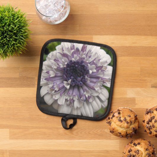 Manique Brett (De haut en bas)