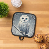 Manique Chouette des neiges perchée sur une branche de nei (De haut en bas)