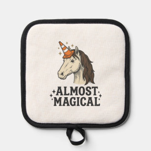 Manique Cône de licorne presque magique T-Shir graphique v