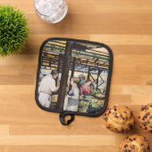 Manique Le marché agricole de Miskolc, Hungray (De haut en bas)