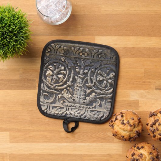 Manique Pierre romaine (De haut en bas)