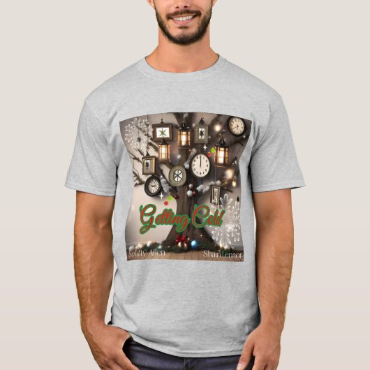 Mannen-ambtenaar krijgt oud T-shirt (Voorkant)