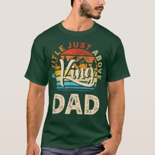 Mannen cadeau voor vaders dag pap een titel net bo t-shirt