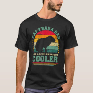Mannen capibara vader als een gewone vader, maar c t-shirt