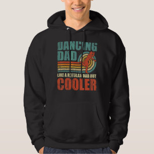 Mannen danserende vader als een gewone vader, maar hoodie