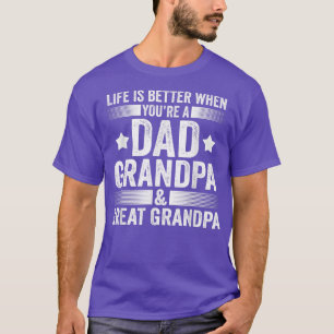 Mannen die nooit moe worden omdat ze een pap-groot t-shirt