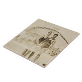 Mannen die op strand staan tegeltje (Zijkant)